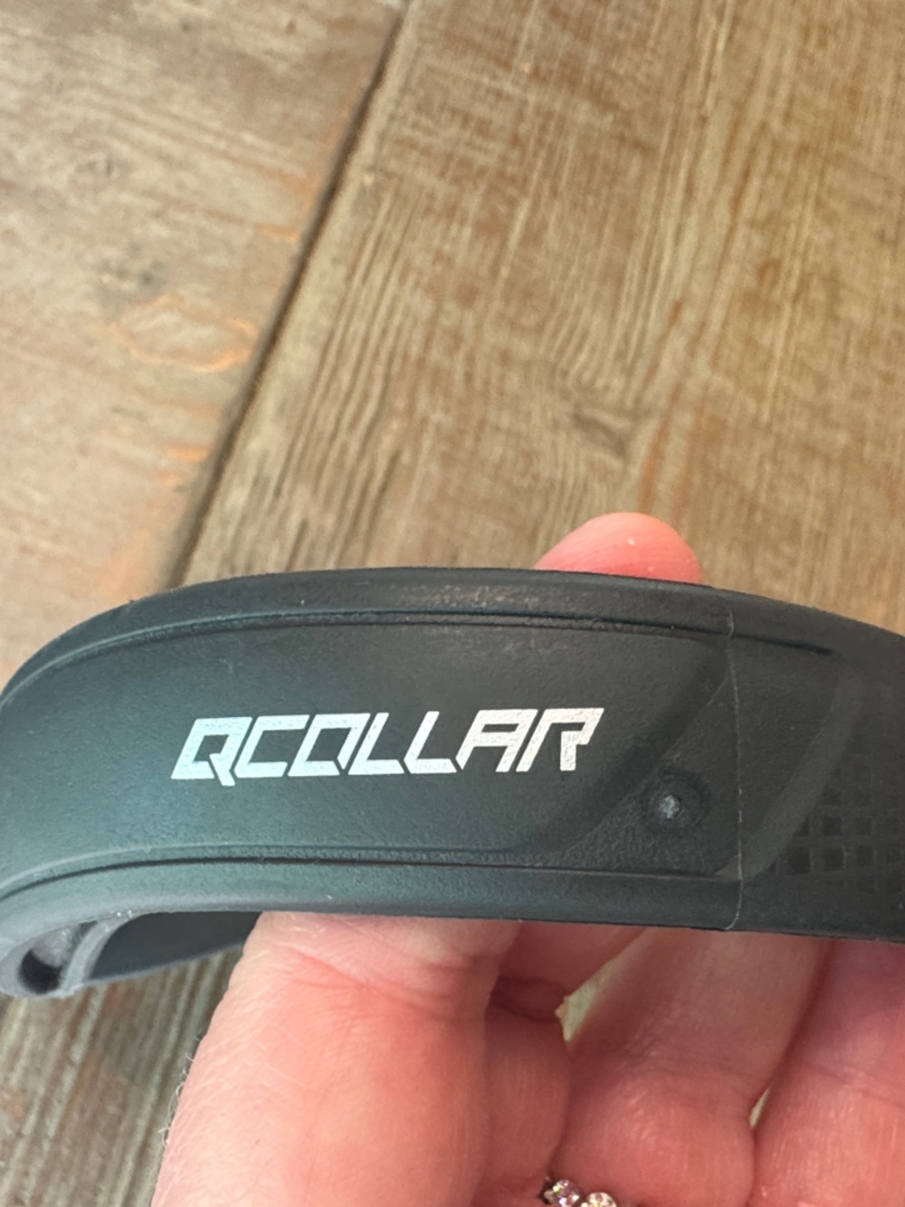 NWOT - QCollar Q30 - Black, 14” - Picture 3 of 7